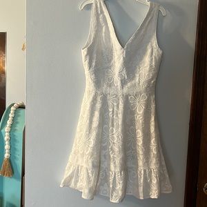 Beautiful white summer dress !
